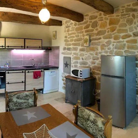Holiday home Figuier Et Vignes